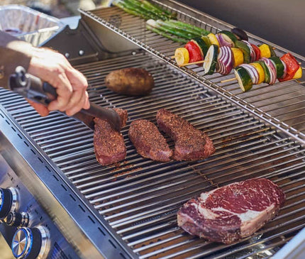 Monument Grills Full Stainless Propane Gas Grill 77352