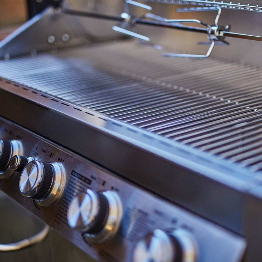 Monument Grills Full Stainless Propane Gas Grill 77352