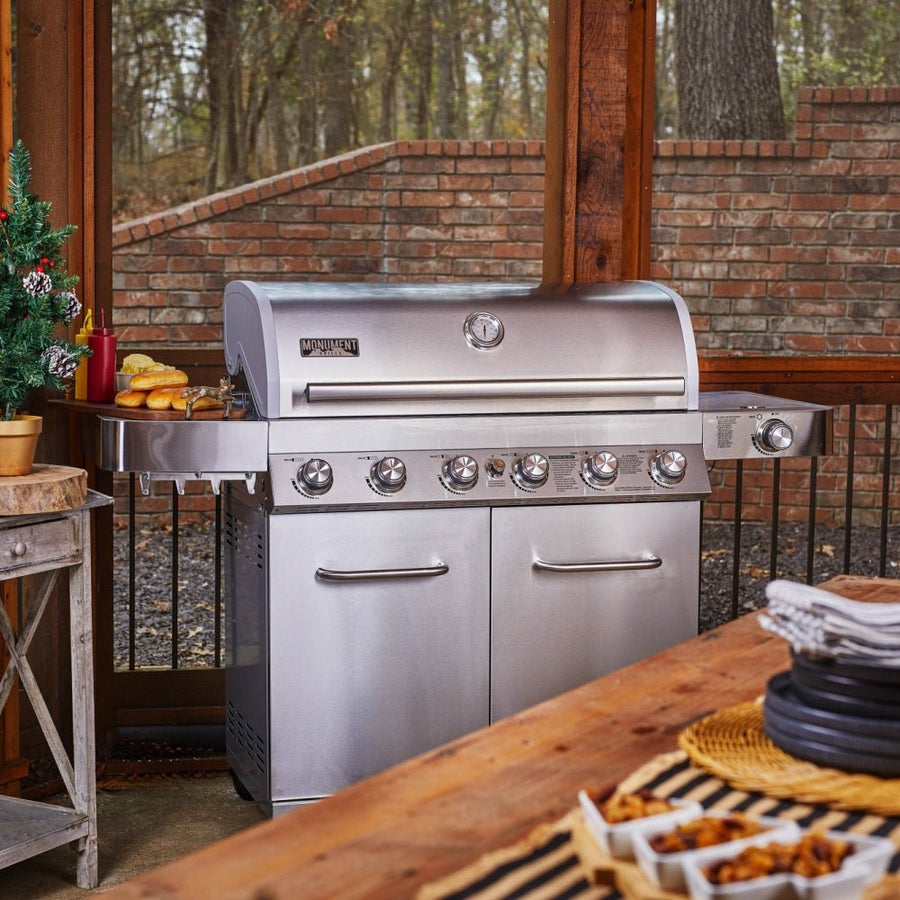 Monument Grills Full Stainless Propane Gas Grill 77352