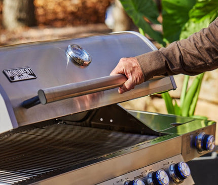 Monument Grills Full Stainless Propane Gas Grill 77352