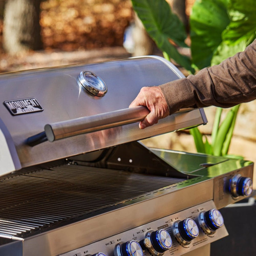 Monument Grills Full Stainless Propane Gas Grill 77352