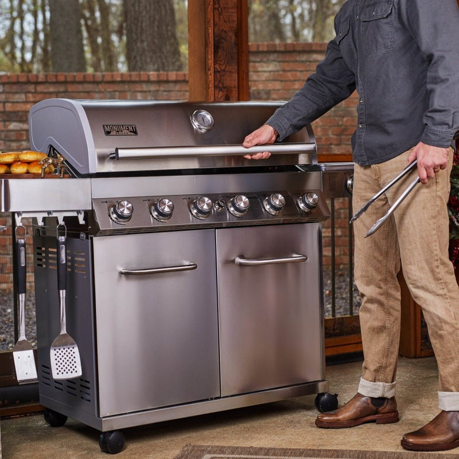 Monument Grills Full Stainless Propane Gas Grill 77352