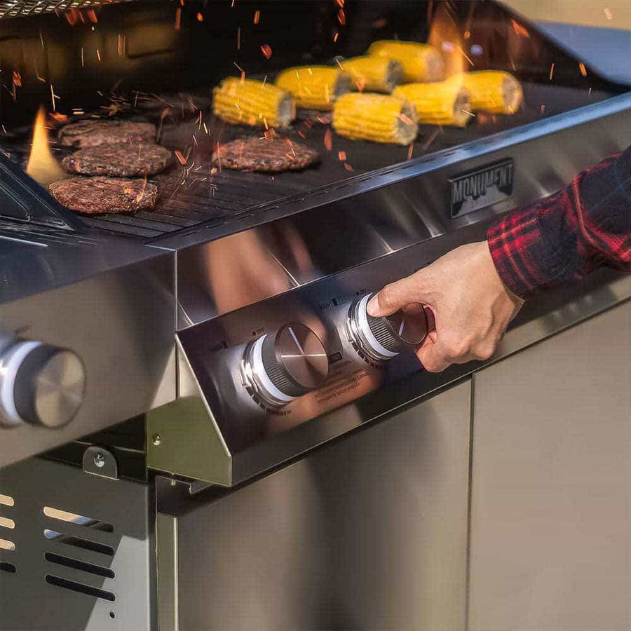 Monument Grills Stainless Smart Tech Natural/Propane Gas Grill Denali 605