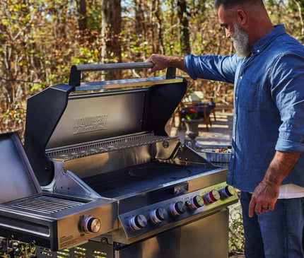 Monument Grills Stainless Smart Propane Gas Grill Denali 605Pro