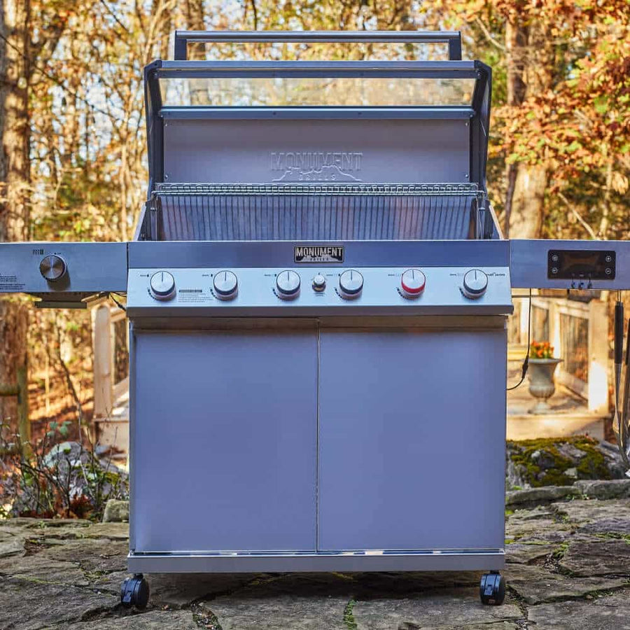 Monument Grills Stainless Smart Propane Gas Grill Denali 605Pro