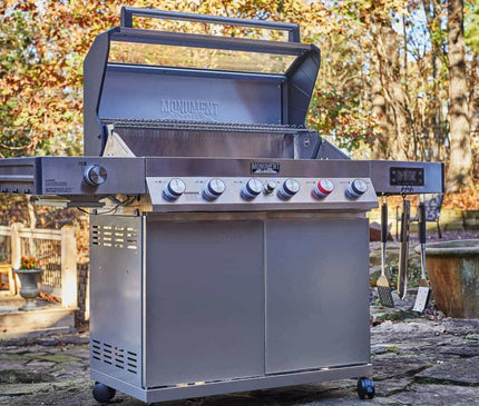 Monument Grills Stainless Smart Propane Gas Grill Denali 605Pro