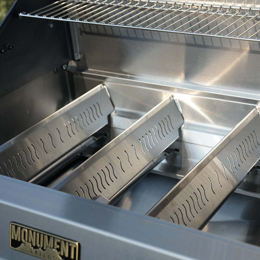 Monument Grills Eminence 405 | Chic Clearview® Smart Stainless Gas Grill E405