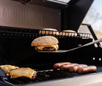 Monument Grills Black Propane Gas Grill Mesa 325