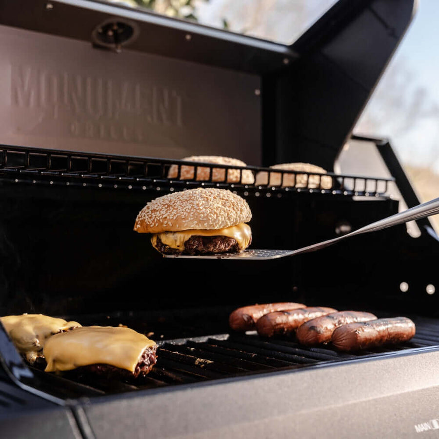 Monument Grills Black Propane Gas Grill Mesa 325