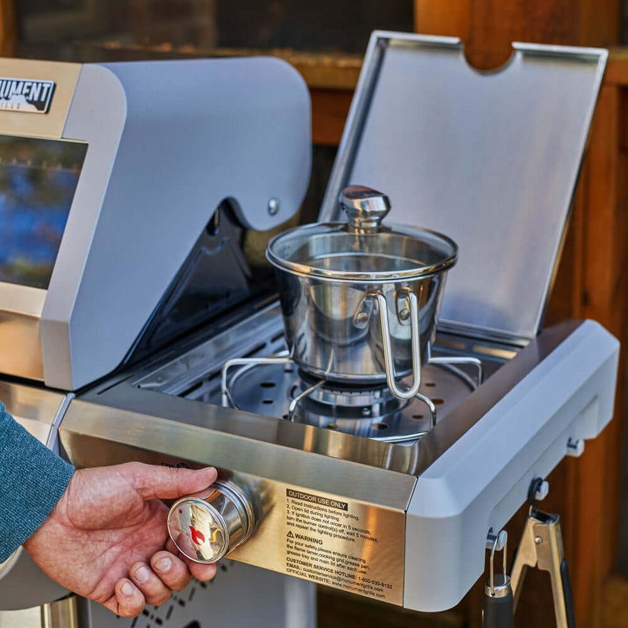 Monument Grills Stainless Propane Gas Grill Mesa 415BZ